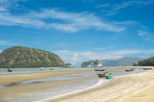 ชายหาดเด่นๆเมืองสามร้อยยอด s03
